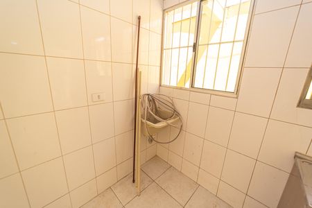 Casa para alugar com 30m², 1 quarto e sem vagaSala/Cozinha e Área de Serviço