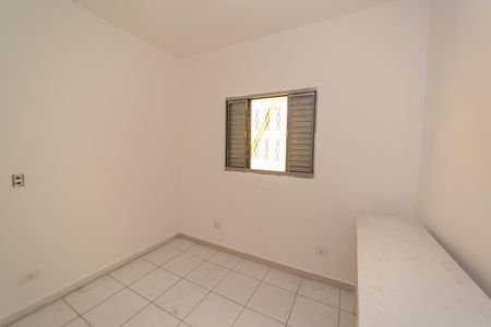 Quarto de casa para alugar com 1 quarto, 30m² em Jardim Verônia, São Paulo