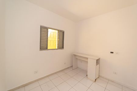 Quarto de casa para alugar com 1 quarto, 30m² em Jardim Verônia, São Paulo