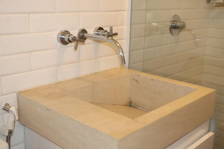 Casa de condomínio para alugar com 295m², 4 quartos e 4 vagasBanheiro da Suíte 4