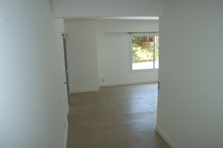 Casa de condomínio para alugar com 295m², 4 quartos e 4 vagasSuíte 4