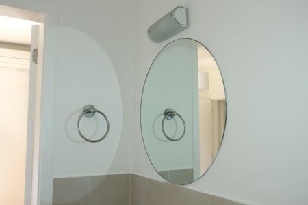 Casa de condomínio para alugar com 295m², 4 quartos e 4 vagasBanheiro da Suíte