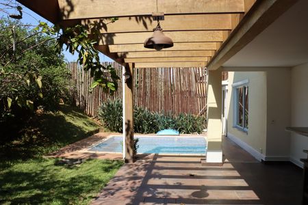 Casa de condomínio para alugar com 295m², 4 quartos e 4 vagasÁrea comum