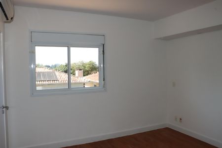 Casa de condomínio para alugar com 295m², 4 quartos e 4 vagasSuíte 3