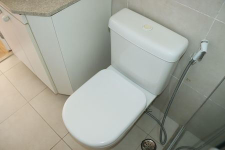 Casa de condomínio para alugar com 295m², 4 quartos e 4 vagasBanheiro da Suíte