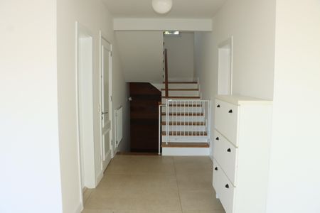 Casa de condomínio para alugar com 295m², 4 quartos e 4 vagasCorredor