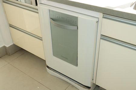 Casa de condomínio para alugar com 295m², 4 quartos e 4 vagasCozinha