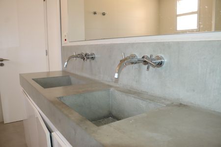 Casa de condomínio para alugar com 295m², 4 quartos e 4 vagasBanheiro da Suíte 3