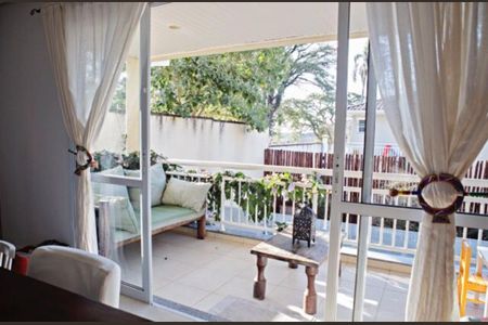 Sala de casa de condomínio para alugar com 4 quartos, 295m² em Horizontal Park, Cotia