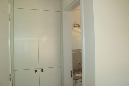 Casa de condomínio para alugar com 295m², 4 quartos e 4 vagasSuíte 2