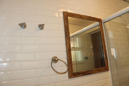 Casa de condomínio para alugar com 295m², 4 quartos e 4 vagasBanheiro da Suíte 4