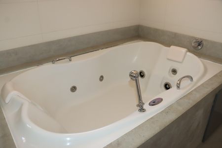 Casa de condomínio para alugar com 295m², 4 quartos e 4 vagasBanheiro da Suíte 3