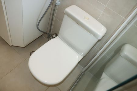 Casa de condomínio para alugar com 295m², 4 quartos e 4 vagasBanheiro da Suíte 2