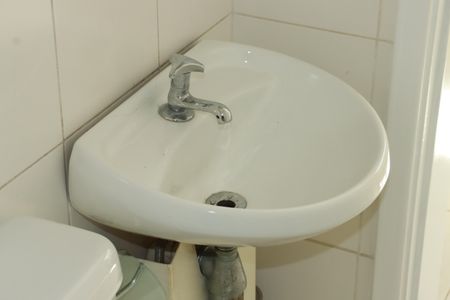 Casa de condomínio para alugar com 295m², 4 quartos e 4 vagasBanheiro de serviço