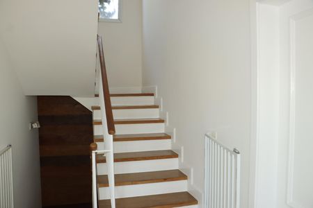 Casa de condomínio para alugar com 295m², 4 quartos e 4 vagasCorredor