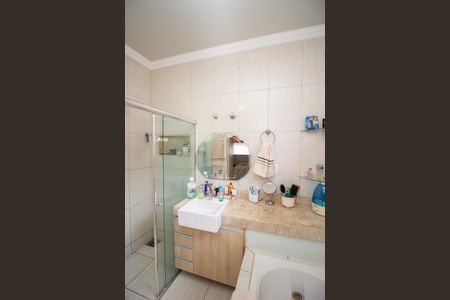 Casa para alugar com 300m², 3 quartos e 2 vagas Casa para alugar com 300m², 3 quartos e 2 vagasBanheiro da Suíte