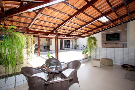 Casa para alugar com 300m², 3 quartos e 2 vagas Casa para alugar com 300m², 3 quartos e 2 vagasÁrea gourmet