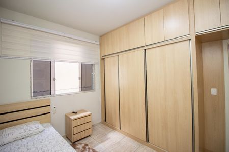 Casa para alugar com 300m², 3 quartos e 2 vagas Casa para alugar com 300m², 3 quartos e 2 vagasQuarto 2