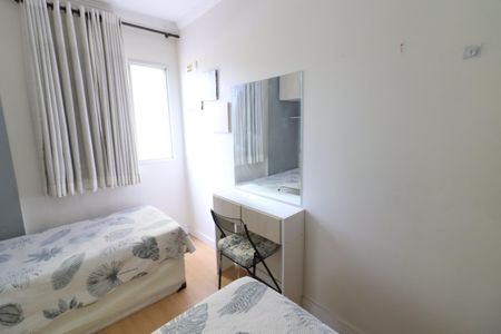 Quarto 2 de apartamento para alugar com 2 quartos, 61m² em Jaguaribe, Osasco