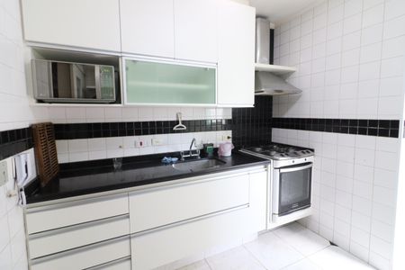 Apartamento para alugar com 61m², 2 quartos e 1 vagaCozinha e Área de Serviço