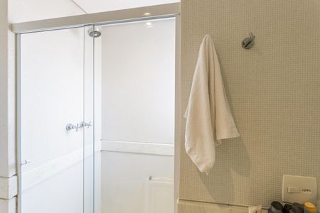 Apartamento à venda com 114m², 2 quartos e 3 vagasBanheiro da Suíte 2