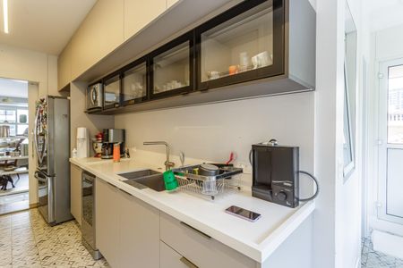 Apartamento à venda com 114m², 2 quartos e 3 vagasCozinha