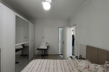 Casa à venda com 81m², 2 quartos e 6 vagasQuarto Suíte