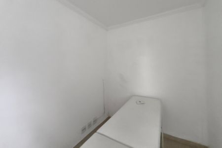 Casa à venda com 81m², 2 quartos e 6 vagasSala - Cômodo Extra