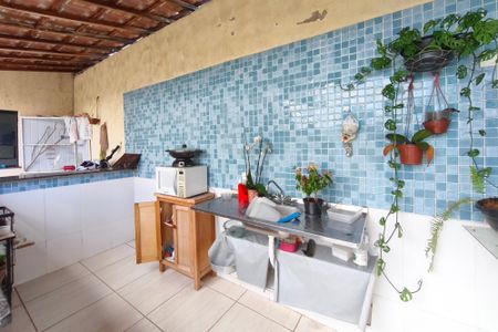 Casa à venda com 81m², 2 quartos e 6 vagasÁrea gourmet