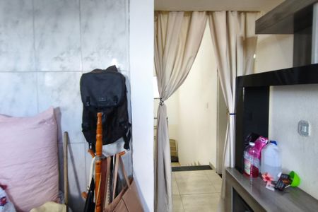 Casa à venda com 81m², 2 quartos e 6 vagasQuarto 2