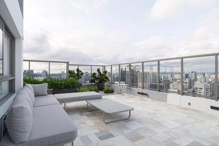 Apartamento à venda com 185m², 4 quartos e 3 vagas Apartamento à venda com 185m², 4 quartos e 3 vagasÁrea comum - Terraço