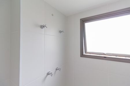 Apartamento à venda com 185m², 4 quartos e 3 vagas Apartamento à venda com 185m², 4 quartos e 3 vagasBanheiro da Suíte 1