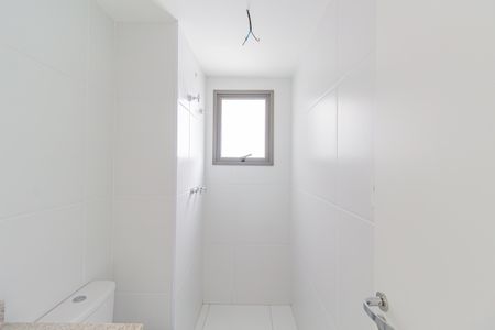 Apartamento à venda com 185m², 4 quartos e 3 vagas Apartamento à venda com 185m², 4 quartos e 3 vagasBanheiro da Suíte 2