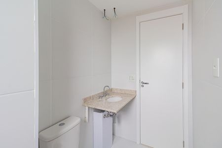 Apartamento à venda com 185m², 4 quartos e 3 vagas Apartamento à venda com 185m², 4 quartos e 3 vagasBanheiro da Suíte 4