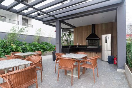 Apartamento à venda com 185m², 4 quartos e 3 vagas Apartamento à venda com 185m², 4 quartos e 3 vagasÁrea comum - Churrasqueira 1