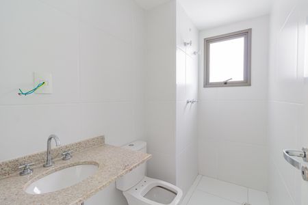 Apartamento à venda com 185m², 4 quartos e 3 vagas Apartamento à venda com 185m², 4 quartos e 3 vagasBanheiro da Suíte 2
