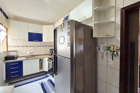 Apartamento à venda com 101m², 3 quartos e 2 vagasCozinha 