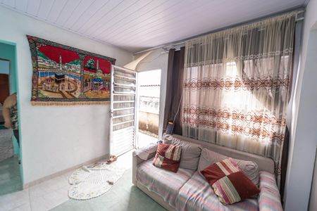 Casa para alugar com 120m², 2 quartos e sem vagaSala