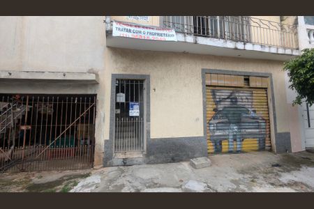 Casa para alugar com 120m², 2 quartos e sem vagaFachada