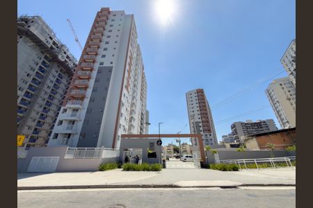 Apartamento para alugar com 55m², 2 quartos e 1 vaga Apartamento para alugar com 55m², 2 quartos e 1 vagaFachada