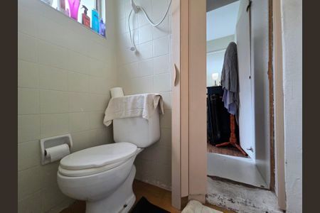 Apartamento à venda com 60m², 2 quartos e 1 vaga Apartamento à venda com 60m², 2 quartos e 1 vagaBanheiro da Suíte