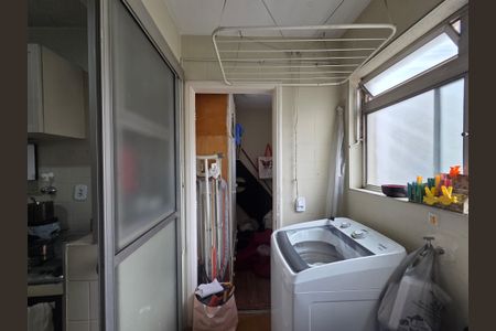 Apartamento à venda com 60m², 2 quartos e 1 vaga Apartamento à venda com 60m², 2 quartos e 1 vagaÁrea de Serviço