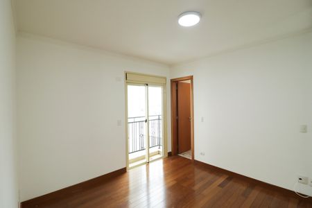Apartamento para alugar com 90m², 3 quartos e 2 vagas Apartamento para alugar com 90m², 3 quartos e 2 vagasSuíte