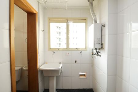 Apartamento para alugar com 90m², 3 quartos e 2 vagas Apartamento para alugar com 90m², 3 quartos e 2 vagasÁrea de Serviço e Banheiro de Serviço