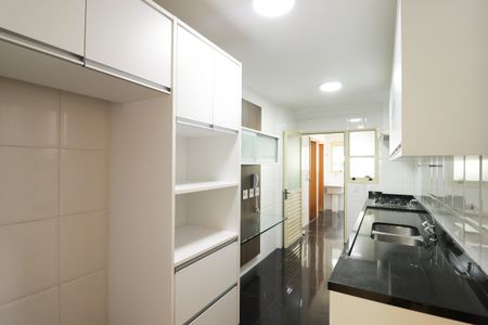 Apartamento para alugar com 90m², 3 quartos e 2 vagas Apartamento para alugar com 90m², 3 quartos e 2 vagasCozinha