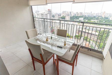 Apartamento para alugar com 48m², 2 quartos e 1 vaga Apartamento para alugar com 48m², 2 quartos e 1 vagaVaranda e Área de Serviço
