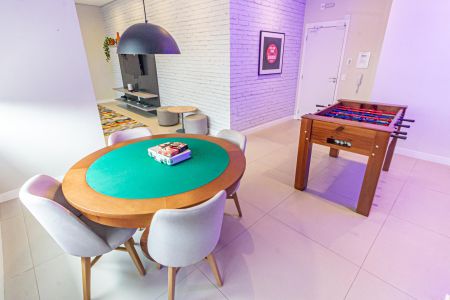 Apartamento para alugar com 48m², 2 quartos e 1 vaga Apartamento para alugar com 48m², 2 quartos e 1 vagaÁrea comum - Salão de jogos