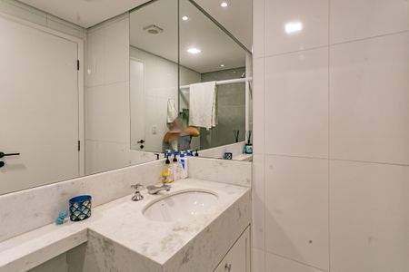 Apartamento à venda com 117m², 2 quartos e 2 vagasBanheiro
