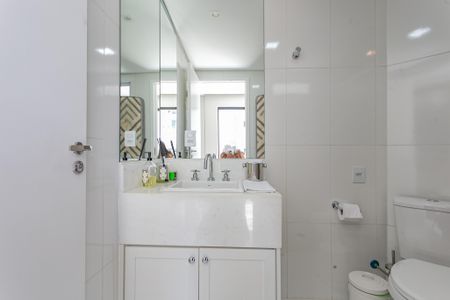 Apartamento à venda com 117m², 2 quartos e 2 vagasBanheiro da Cobertura