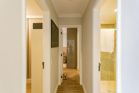 Apartamento à venda com 117m², 2 quartos e 2 vagasCorredor